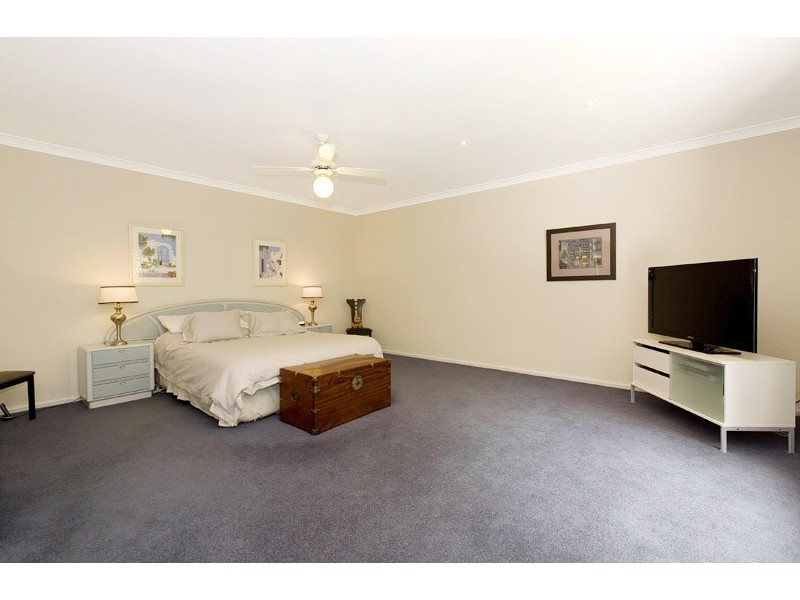 20A KILLEATON STREET (PRIVATE ROAD), St Ives NSW 2075