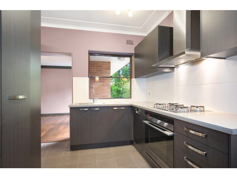 6 Mungarra Avenue, St Ives NSW 2075