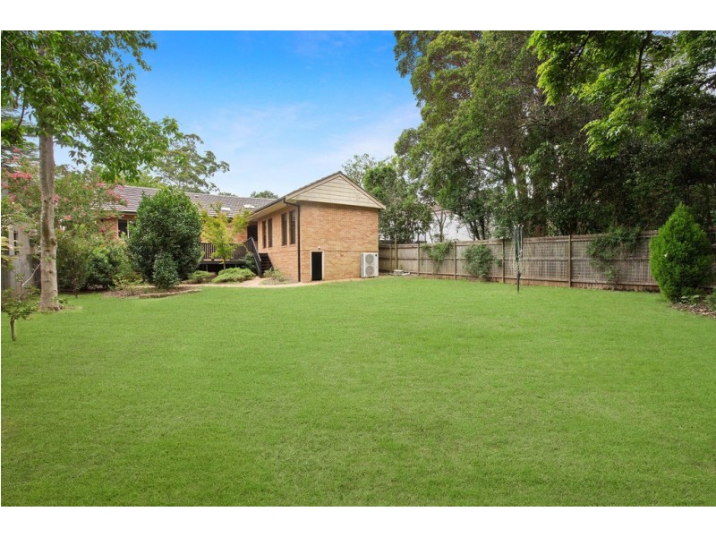 6 Mungarra Avenue, St Ives NSW 2075