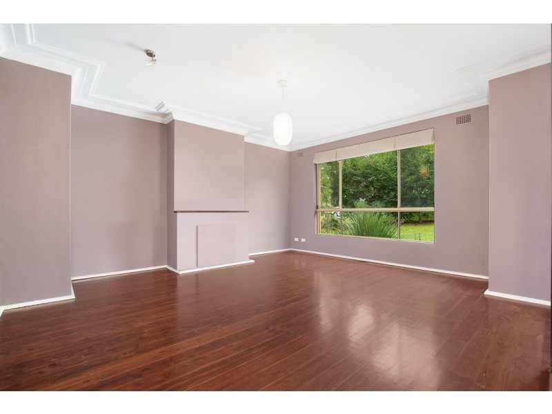 6 Mungarra Avenue, St Ives NSW 2075