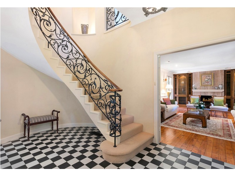 19 Telegraph Road, Pymble NSW 2073