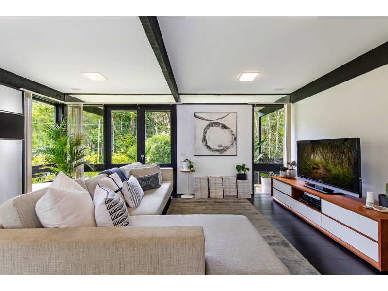 2 Staddon Close, St Ives NSW 2075