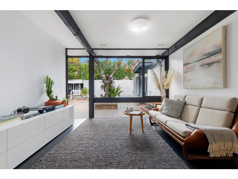 2 Staddon Close, St Ives NSW 2075