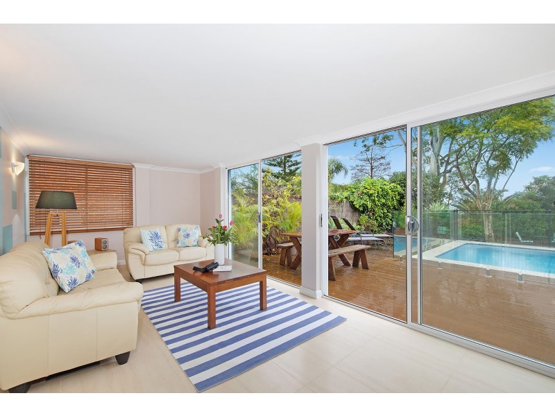 6 Hassell Street, St Ives NSW 2075