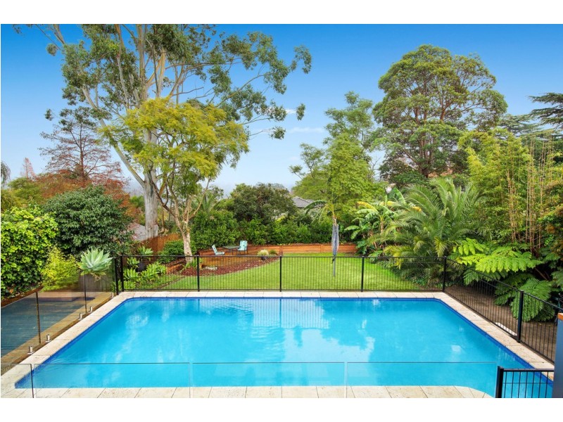 6 Hassell Street, St Ives NSW 2075