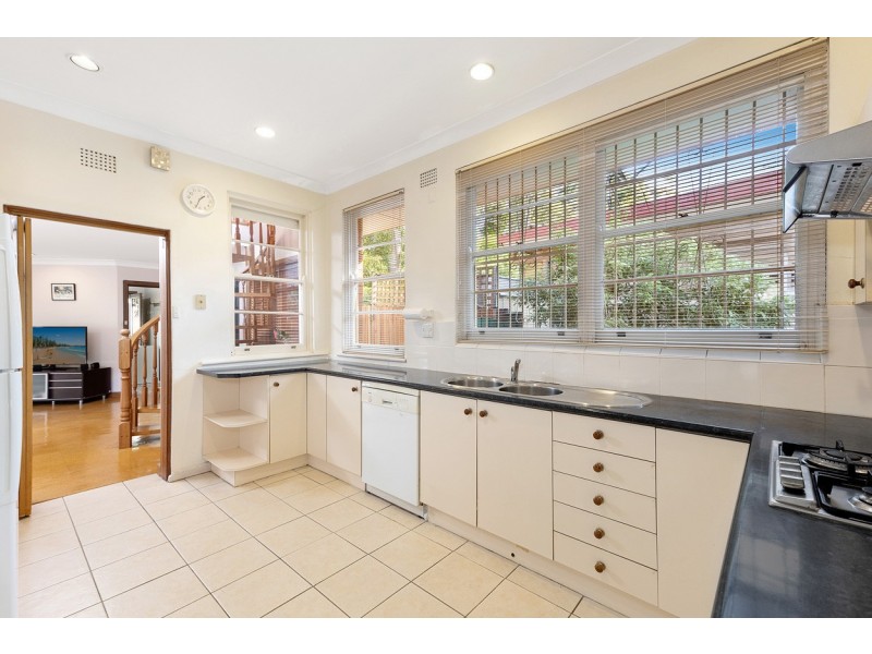 38 Pentecost Avenue, St Ives NSW 2075