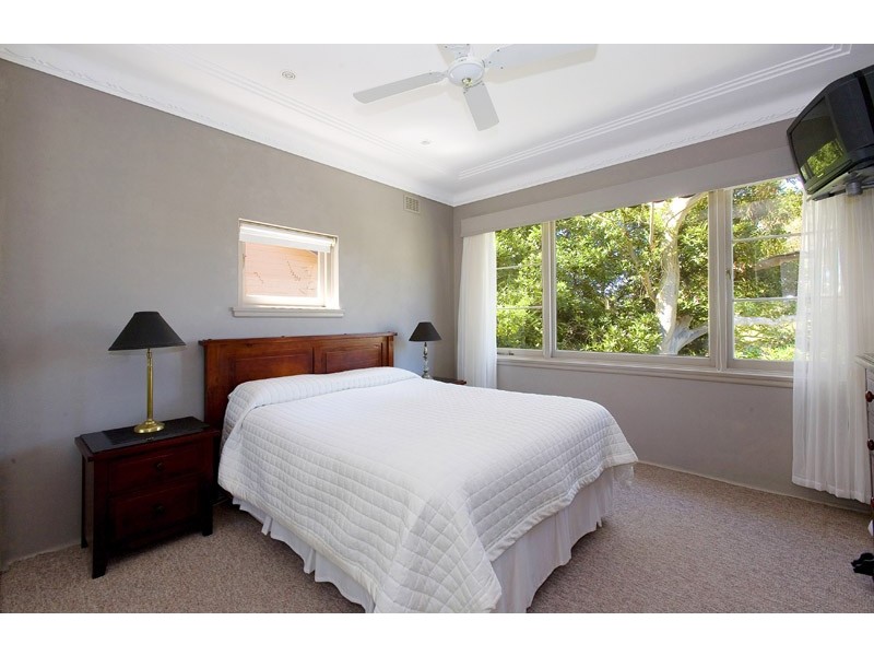 93 ABINGDON ROAD, Roseville NSW 2069