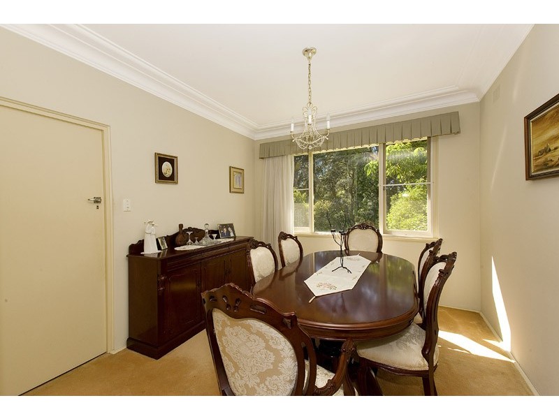 12 LYNBARA AVENUE, St Ives NSW 2075