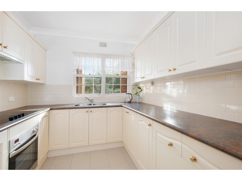 24/2 Llewellyn Street, Lindfield NSW 2070