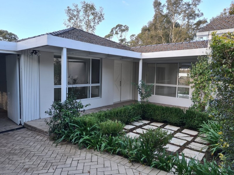 70 Kedumba Cr, North Turramurra NSW 2074