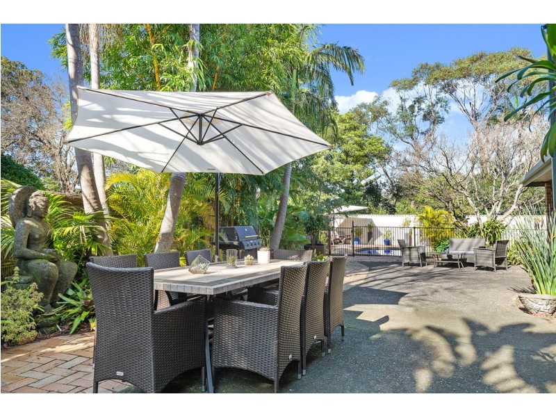 19 Phillip Road, St Ives NSW 2075