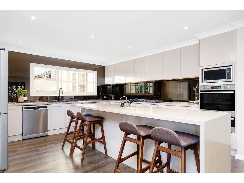 25 Athena Avenue, St Ives NSW 2075