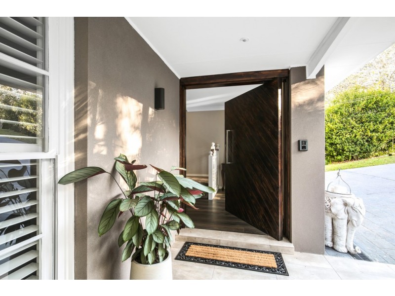 25 Athena Avenue, St Ives NSW 2075