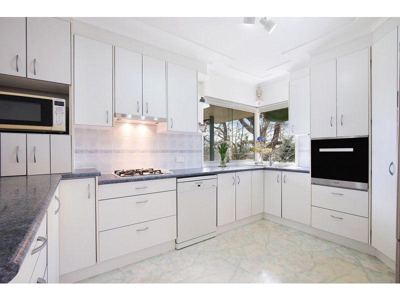 38 Athena Avenue, St Ives NSW 2075