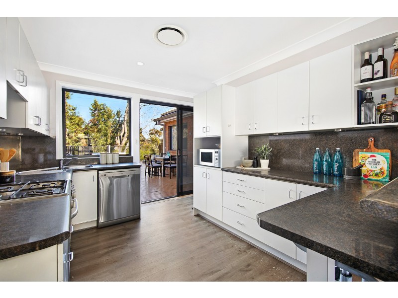 10 Burdekin Crescent, St Ives NSW 2075