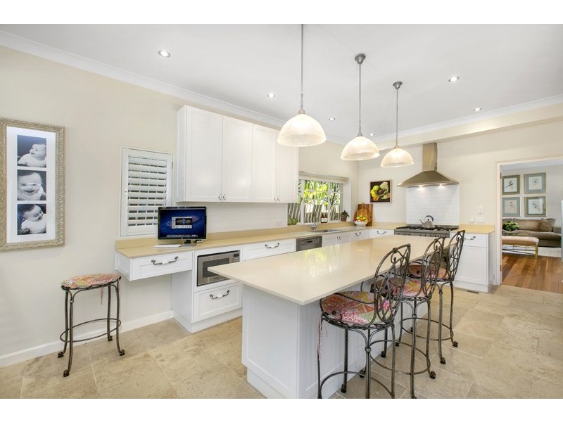 11 Benaroon Avenue, St Ives NSW 2075