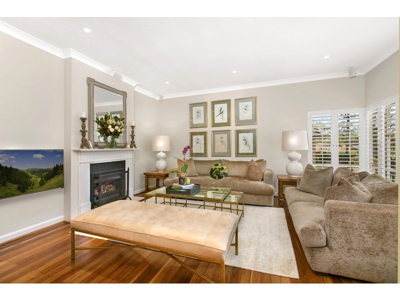 11 Benaroon Avenue, St Ives NSW 2075