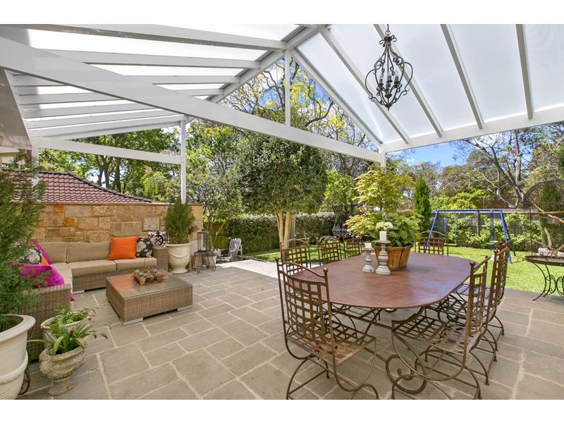 11 Benaroon Avenue, St Ives NSW 2075