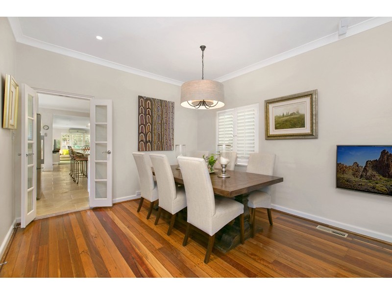 11 Benaroon Avenue, St Ives NSW 2075