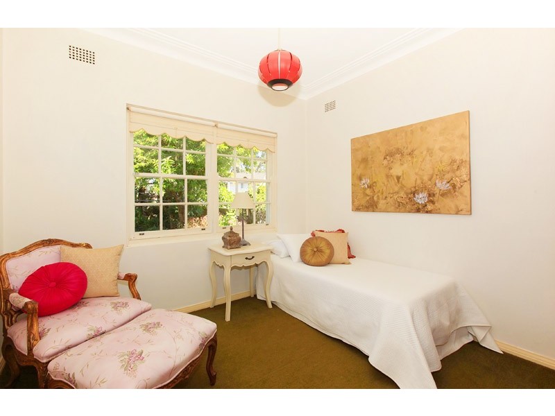 35 EASTERN ARTERIAL ROAD, St Ives NSW 2075