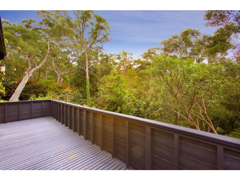 2 CASSANDRA AVENUE, St Ives NSW 2075