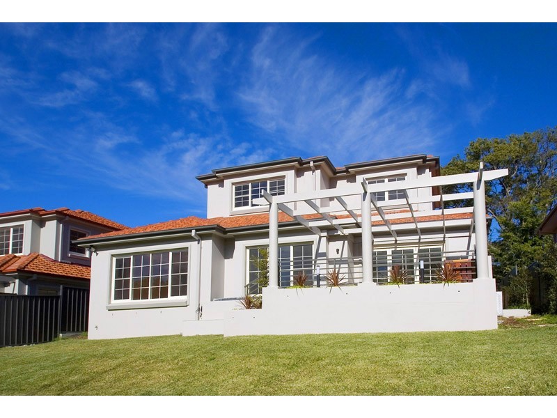 32 THE CHASE ROAD, Turramurra NSW 2074