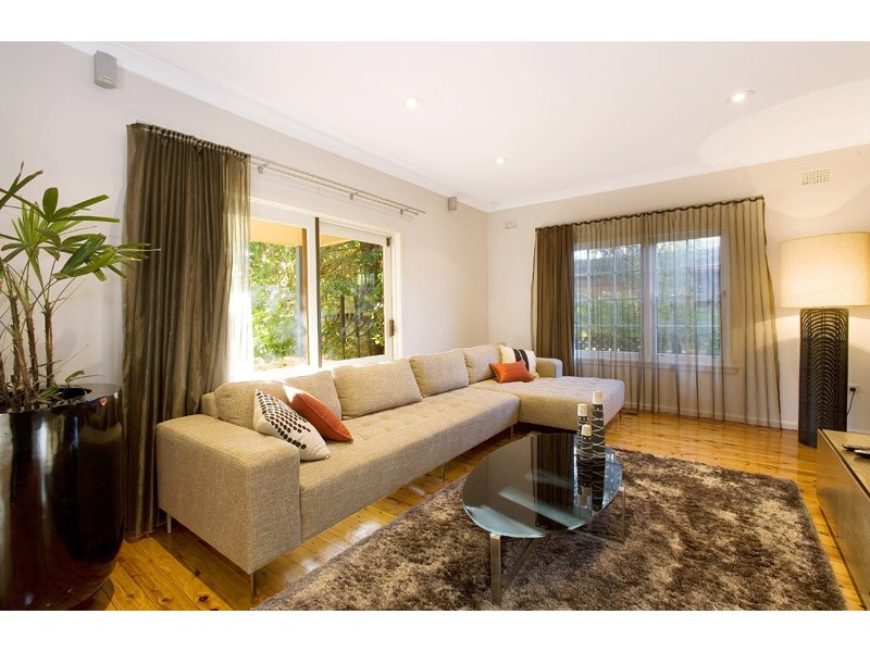 149 WARRIMOO AVENUE, St Ives NSW 2075