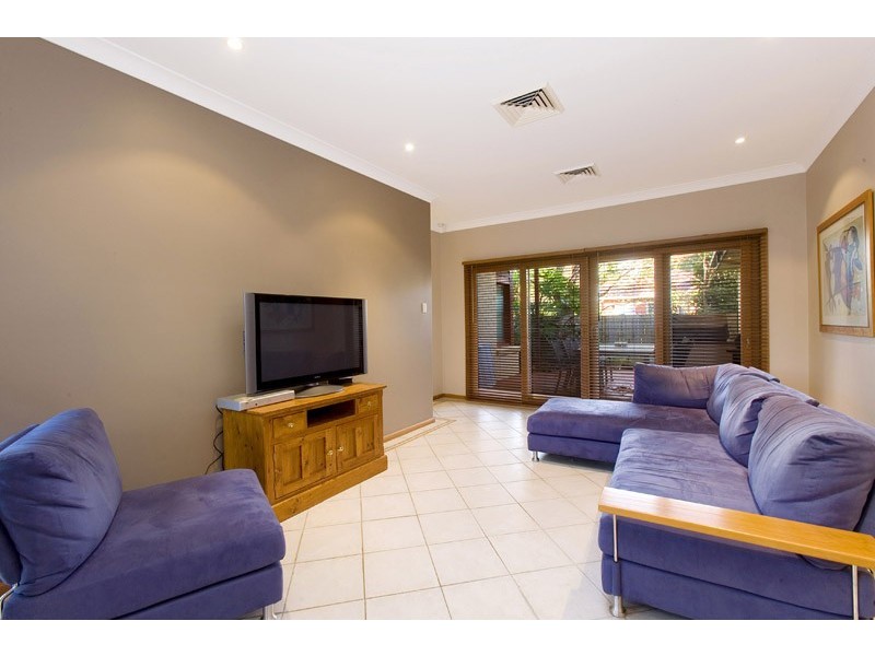 149 WARRIMOO AVENUE, St Ives NSW 2075