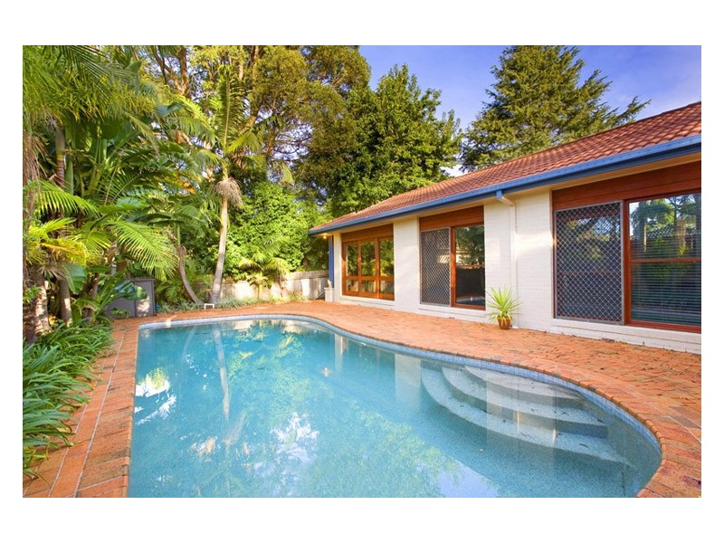 149 WARRIMOO AVENUE, St Ives NSW 2075