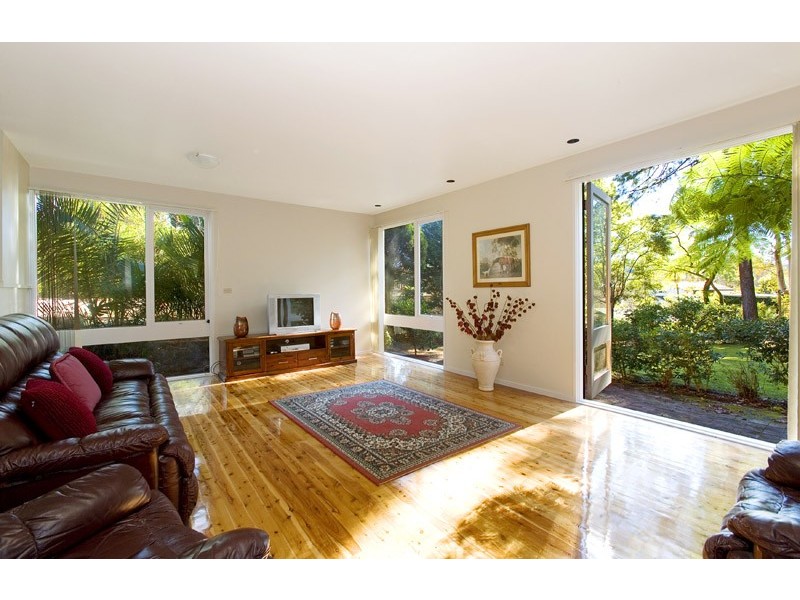 59 KITCHENER STREET, St Ives NSW 2075