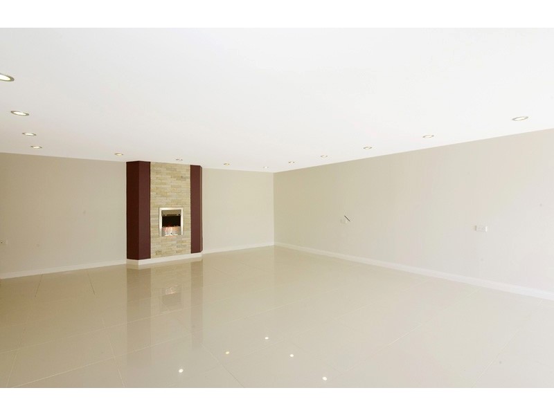 42 ACRON ROAD, St Ives NSW 2075