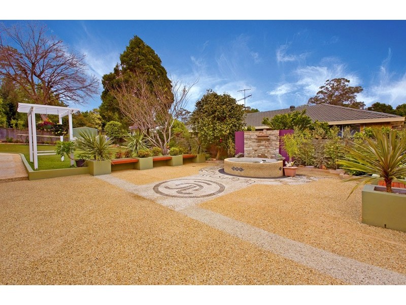 42 ACRON ROAD, St Ives NSW 2075