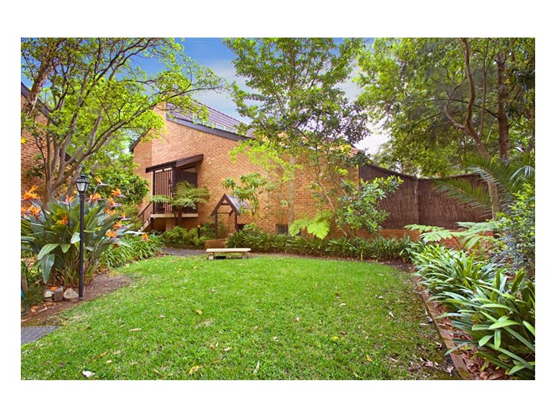 9/2 STANLEY STREET, St Ives NSW 2075