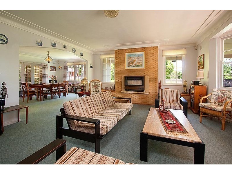 60 KILLEATON STREET, St Ives NSW 2075