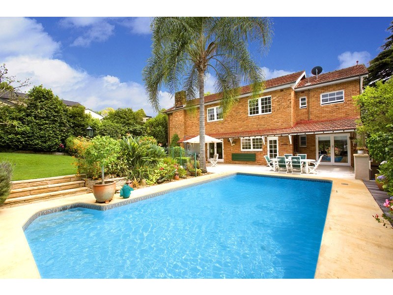 15 KNOWLMAN AVENUE, Pymble NSW 2073