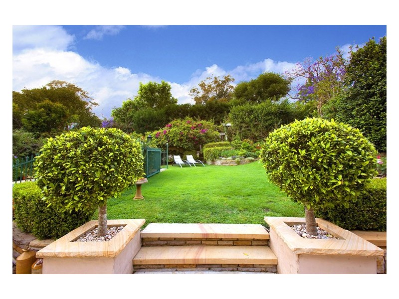 15 KNOWLMAN AVENUE, Pymble NSW 2073