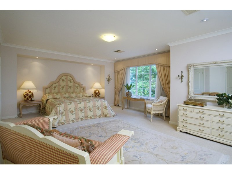 419 MONA VALE ROAD, St Ives NSW 2075