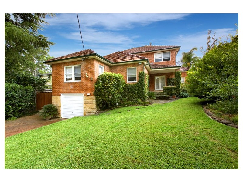 3 BANOOL AVENUE, St Ives NSW 2075