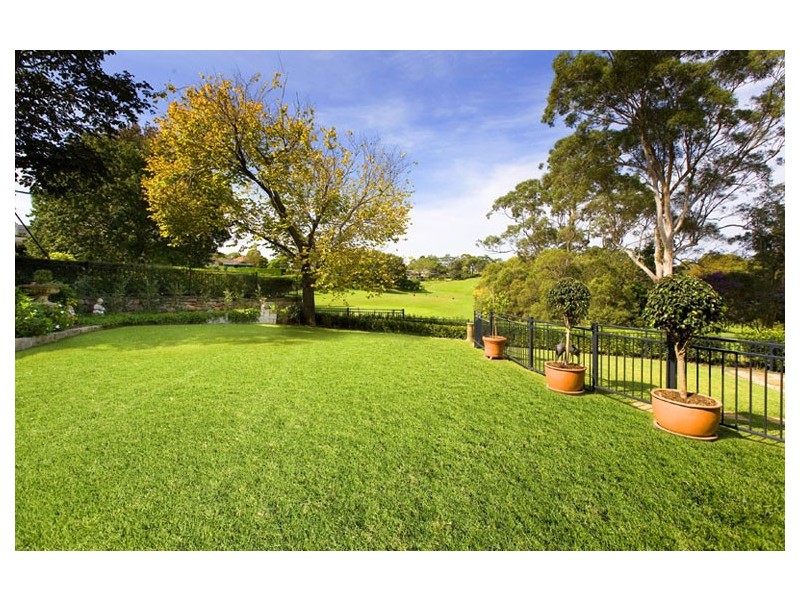 10/66 KILLEATON STREET, St Ives NSW 2075