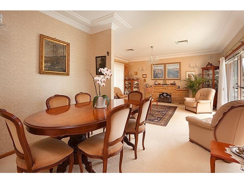 49 ROMNEY ROAD, St Ives NSW 2075