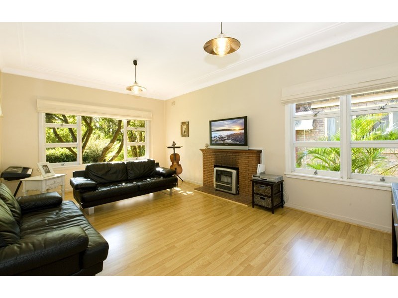 41 CATHERINE STREET, St Ives NSW 2075