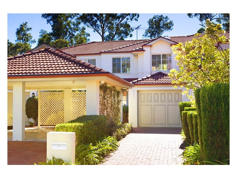 17 HILLCREST  DRIVE, St Ives NSW 2075