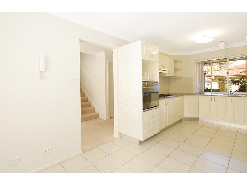 17 HILLCREST  DRIVE, St Ives NSW 2075