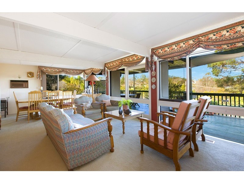 5 WEMBURY ROAD, St Ives NSW 2075