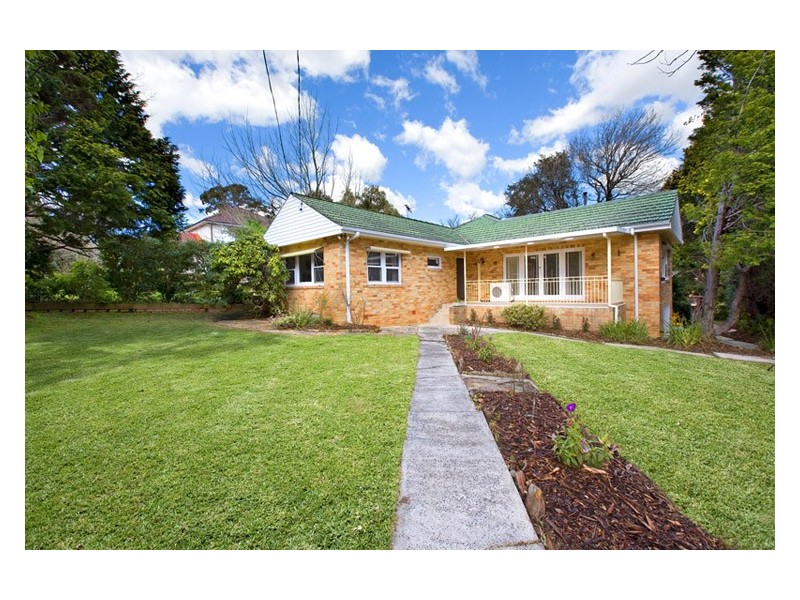 44 BIMBURRA AVENUE, St Ives NSW 2075