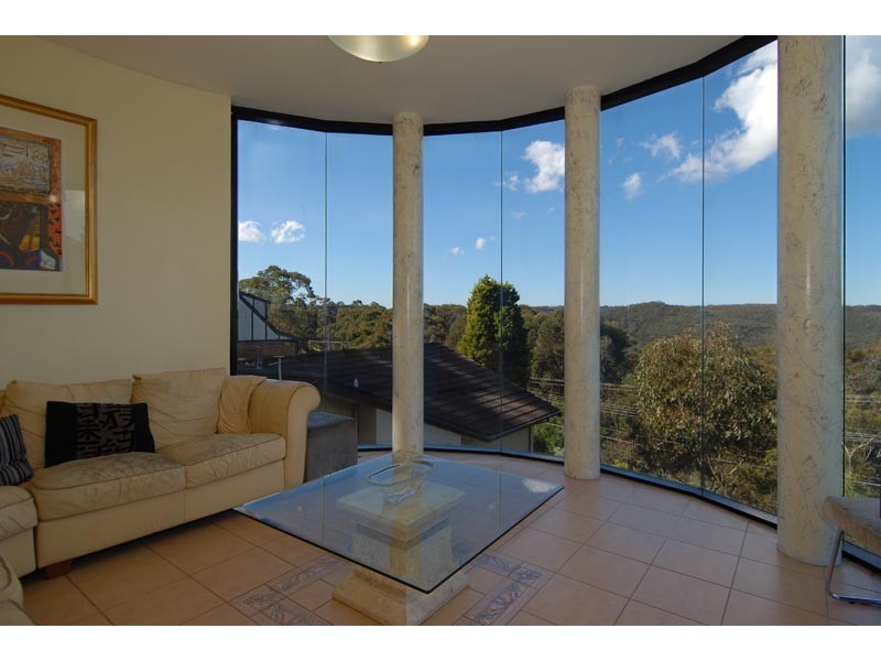 77 CAMBOURNE AVENUE, St Ives NSW 2075