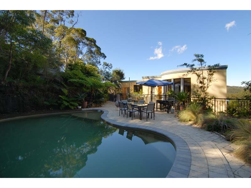 77 CAMBOURNE AVENUE, St Ives NSW 2075
