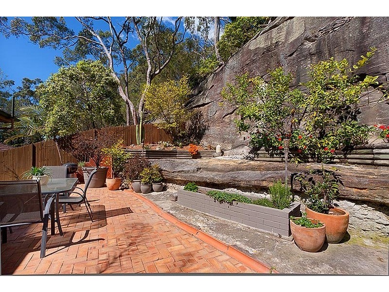 55  LAWSON PARADE, St Ives NSW 2075