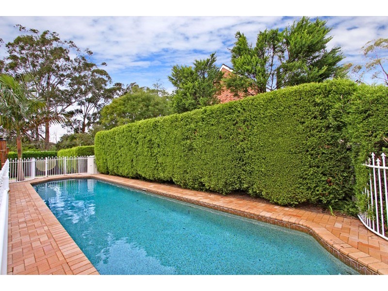 17 TOROKINA AVENUE, St Ives NSW 2075