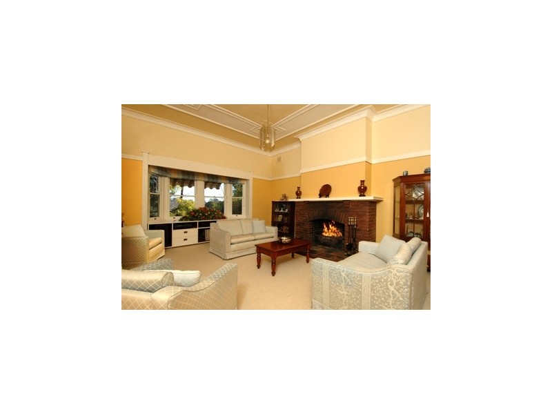 10 MAYFIELD AVENUE, Pymble NSW 2073